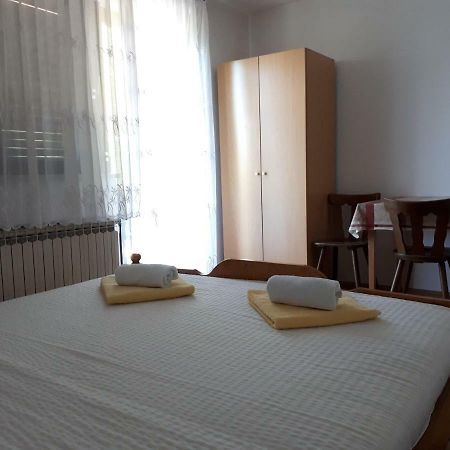 House Jole Apartman Drežnik Grad Kültér fotó