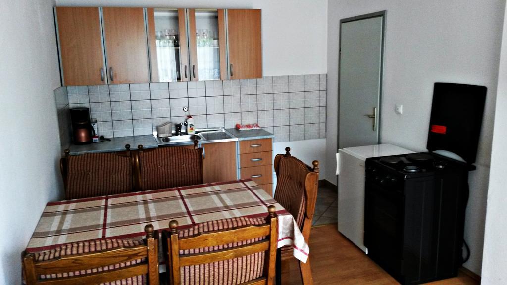 House Jole Apartman Drežnik Grad Szoba fotó